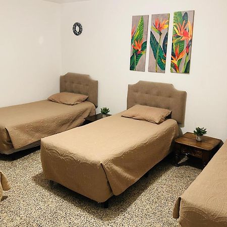 Hostal Los Volcanes Guatemala City Luaran gambar