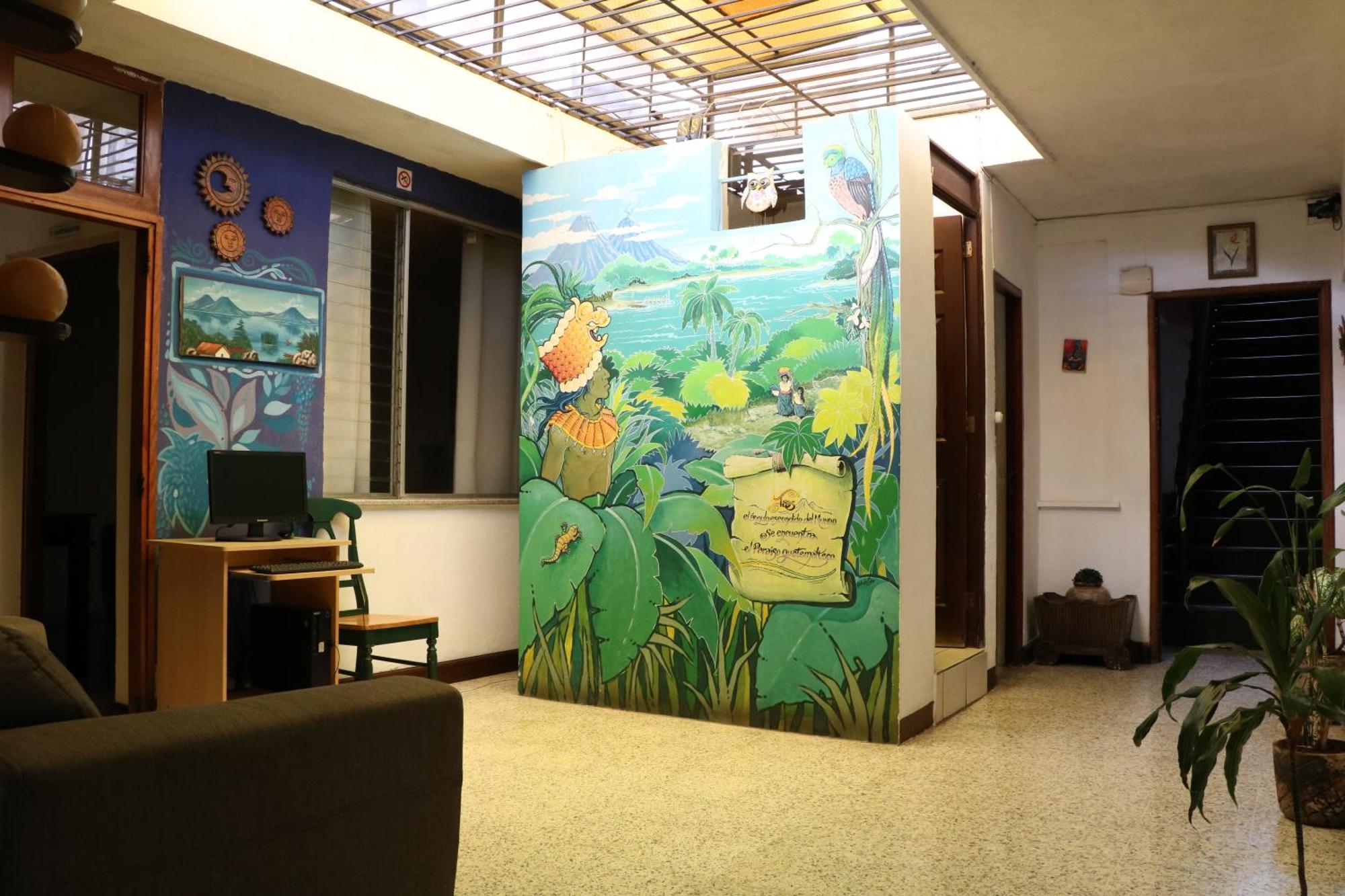 Hostal Los Volcanes Guatemala City Luaran gambar