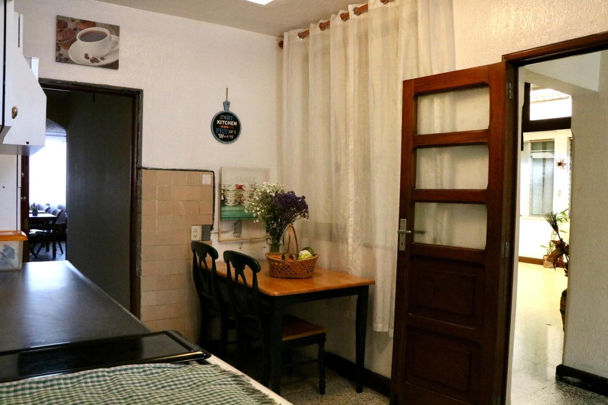Hostal Los Volcanes Guatemala City Luaran gambar